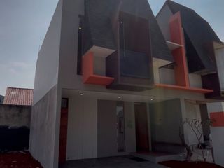 Rumah di samping tol Pamulang cicilan 5 jutaan