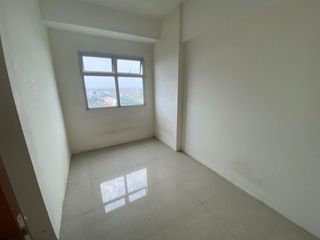 DIJUAL APARTEMEN GUNAWANGSA MERR TOWER A LANTAI 18 - KOSONGAN