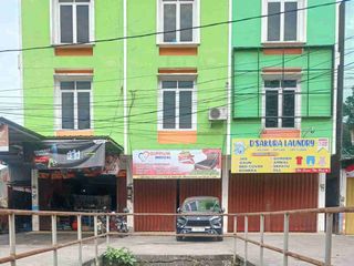 RUKO  3,5  LANTAI SUPER STRATEGIS PINGGIR JALAN RAYA BALIKPAPAN