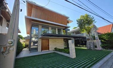 4 Bedroom House and Lot at Acropolis Quezon City