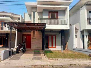 Dijual Rumah Bagus One Gate System di Cikutra Bandung