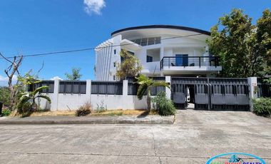 Elegant House For Sale in Alta Vista Estate Pardo Cebu City
