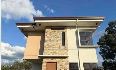 3 Bedrooms House For Sale Near SM Dasmarinas Cavite