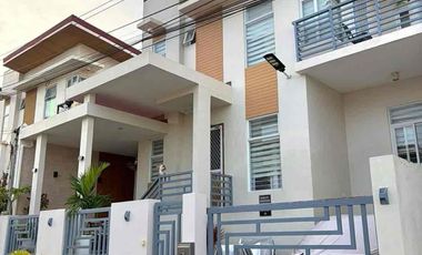 Sleek And Stylish House iNside Subdivision in Cebu
