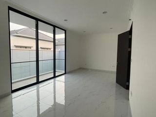 Disewakan Rumah Permata Hijau Residences Pik2 Uk 12X20