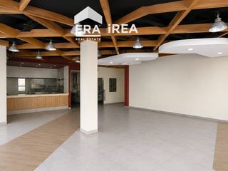 Ruang Usaha 4 Lantai Disewakan di Area Solo Center Point