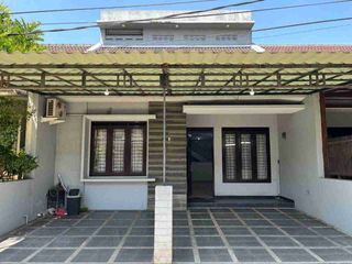 rumah siap huni dalam komplek Batununggal dekat akses tol