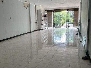 Kantor 3 Lantai Disewakan di Renon, Denpasar, Lokasi Strategis