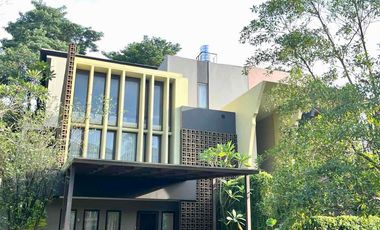 DIJUAL CEPAT RUMAH 3 LANTAI CLUSTER DE BRASSIA DE PARK - BSD CITY