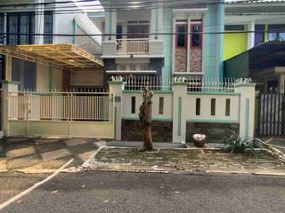 Rumah 2 Lantai di Kavling Cipedak Jagakarsa