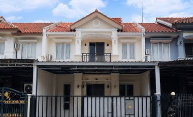 Rumah 2 Lantai di Kota Harapan Indah. Dalam Cluster dan SHM