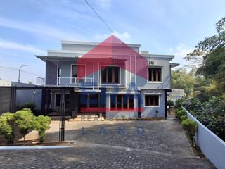 Dijual dan Disewakan Rumah di Jalan Majapahit dekat Unisba Blitar
