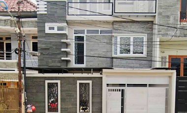 Rumah Siap Huni Taman Ratu Kebon Jeruk Jakarta Barat - 160m² Bisa Untuk Kantor & Usaha