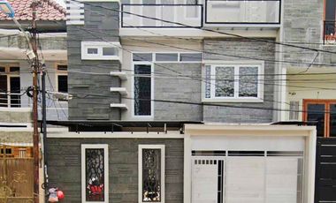 Rumah Siap Huni Taman Ratu Kebon Jeruk Jakarta Barat - 160m² Bisa Untuk Kantor & Usaha