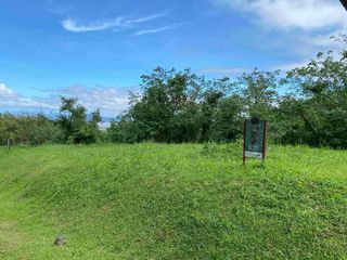 Lot in Ayala Greenfields Estate