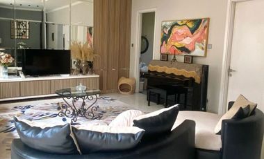 Rumah Siap Huni Fully Furnished Kebayoran Bintaro Sektor 7 Tangerang Selatan LT 204 m² Harga Menarik!