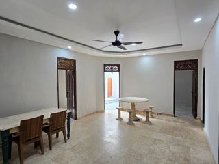 Rumah & Ruang Usaha Strategis di Jalan Utama Gunung Patas, Padangsambian