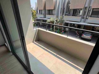DISEWAKAN UNIT RUMAH BARU DI LINGKUNGAN HIJAU DENGAN ONE GATE SYSTEM