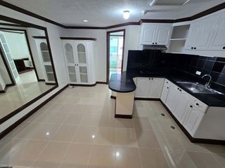 Wack Wack Twin Towers 1BR 41sqm w/ Balcony P22K in Mandaluyong