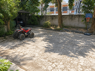 FOR SALE: 224 sqm Prime Residential Lot in Valenzuela, Makati City