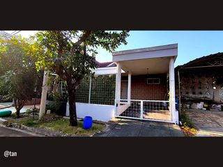 Rumah Keluarga di Lingkungan Nyaman di Taman Beverly Cluster [Lippo-Cikarang]