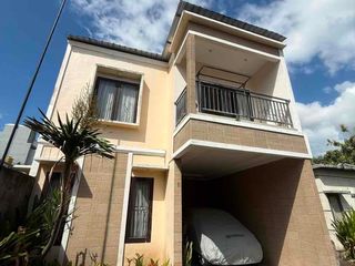 Dijual Rumah Strategis 2 Lantai di Poh Gading Jimbaran