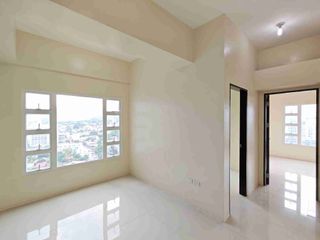 2 bedrooms high ceiling Condominium in Cebu City