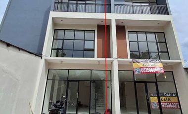Ruko Raden Saleh, Tangerang, 5x10 m², 3½ Lt, SHM
