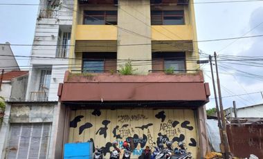 Ruang Usaha Strategis Lokasi Berada Di Kawasan Malioboro Yogyakarta