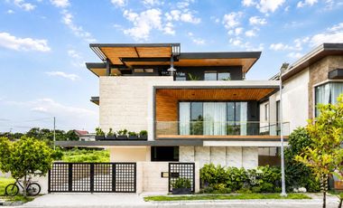 Las Pinas City, 5 Bedroom House and Lot for Sale in The Enclave Alabang