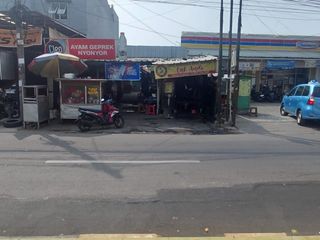DiSewakan Lahan  pinggir jalan Bekasi