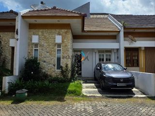 Dijual Rumah Furnished di Villa Kusuma Pesanggrahan Batu