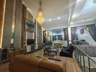 Rumah Lux di Komplek Taman Holis Indah 1 Bandung
