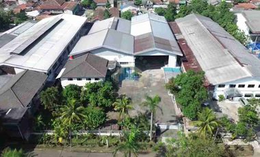 Pabrik di Kawasan Industri Cikupa Mas - Tangerang, Banten.