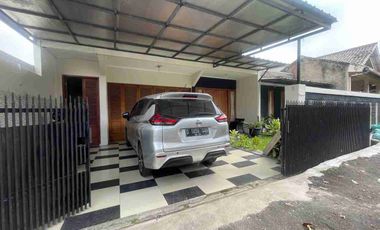 Rumah nyaman Citeurep Cimahi Utara