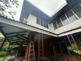 FOR SALE: GREENHILLS WEST HOUSE AND LOT