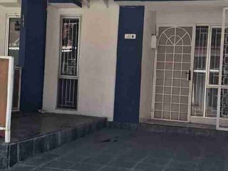 Disewa Cepat Rumah Mutiara Gading City, Cluster London, Bekasi Barat