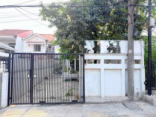 Sewa Rumah Cocok Bisnis Cafe di Kelapa Gading
