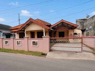 DIJUAL – Rumah Luas 4 KT Dekat Kampus STIA & McD Ciceri 🏠✨
