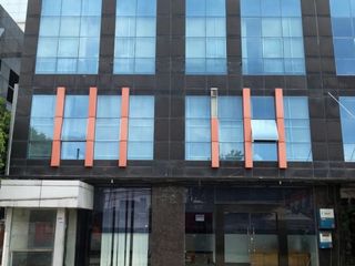 DISEWAKAN DAN DIJUAL RUKO LUAS PINGGIR JALAN  COCOK UNTUK OFFICE DAERAH KEBON JERUK JAKARTA BARAT