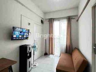 DIJUAL APPARTEMEN CANTIK FULLFURNISH 2 BR LOKASI GREEN VALEY DAERAH TENGAH KOTA HARGA NEGO