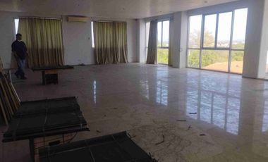 Beli Tanah Bonus Bangunan Kantor dan Gudang di Kota Solo
