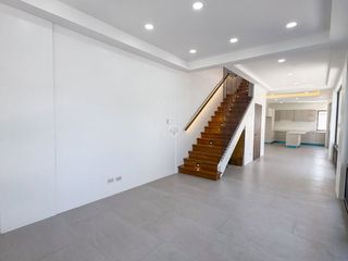 Premium 4-Bedroom Townhouse in Taguig City