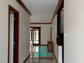 Urdaneta Village Makati Brand New Houses for Sale