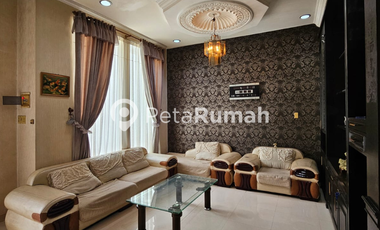 DIJUAL VILLA JALAN BELIBIS KOMPLEK CEMARA ASRI - MEDAN ESTATE (indra & vincent)