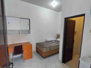 KOS KOSAN PUTRI AREA KELAPA DUA - TANGERANG , 5 MENIT DARI UPH