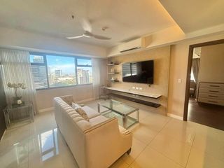 FOR RENT - MODERN 2BEDROOM WITH PARKING IN THE ALCOVES CONDO, ON TOP OF AYALA MALL-CEBU.