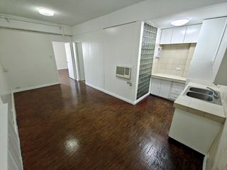 Large 1 Bedroom Condo Newly Refurbished in Travelers Inn Poblacion