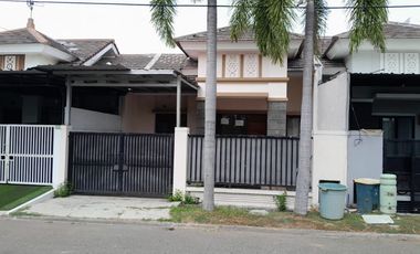 rumah di Aralia Harapan Indah 2 Bekasi