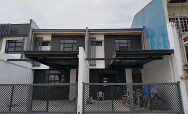 3 Bedrooms Duplex Townhouse Paranaque Better Living w/ 2 Carport  Ready for Occupancy  - JB